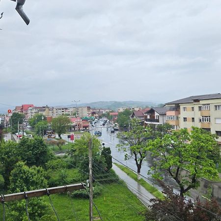 Simona Apartment คูร์ตา เด อาร์เจช ภายนอก รูปภาพ