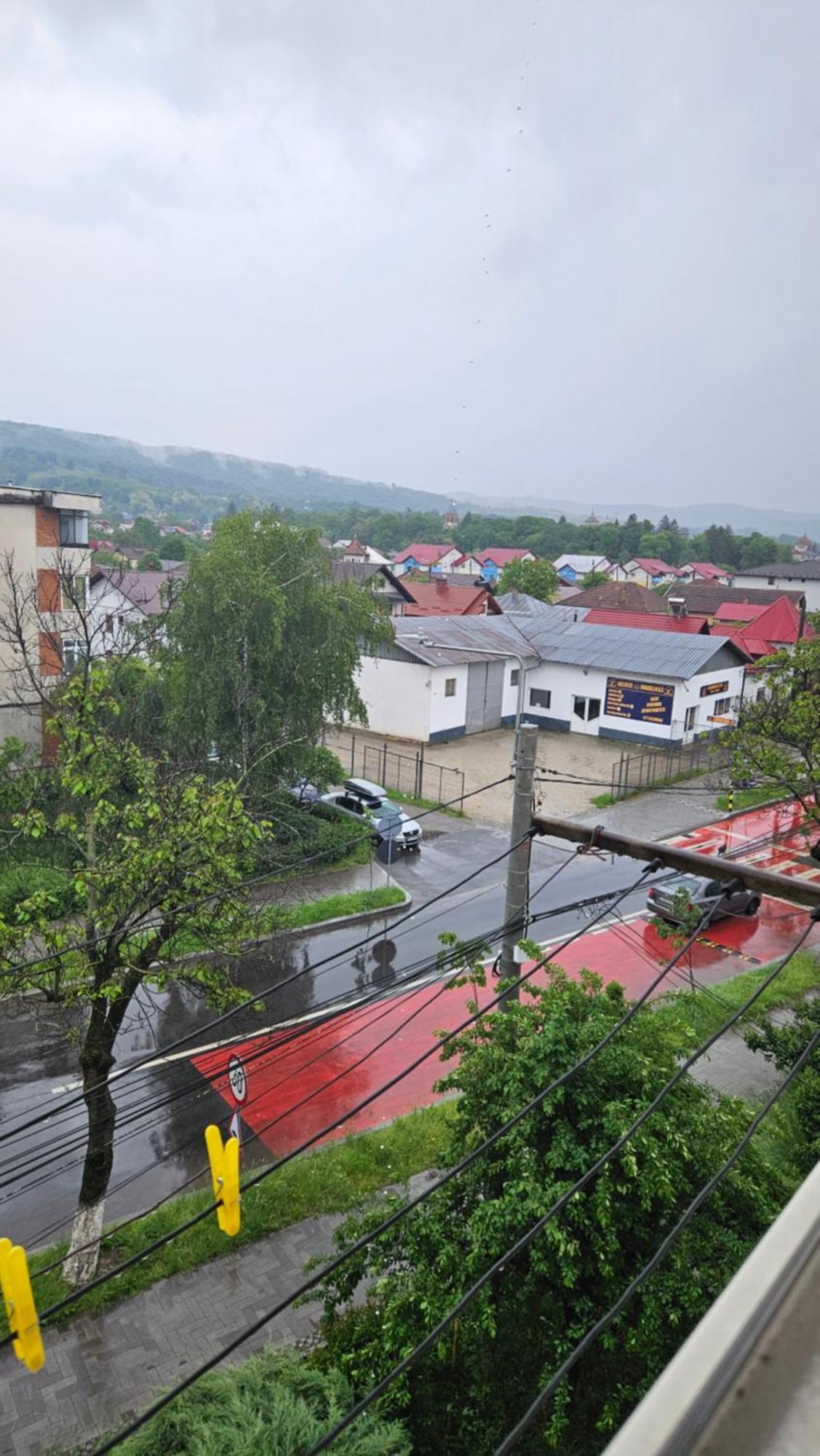 Simona Apartment คูร์ตา เด อาร์เจช ภายนอก รูปภาพ